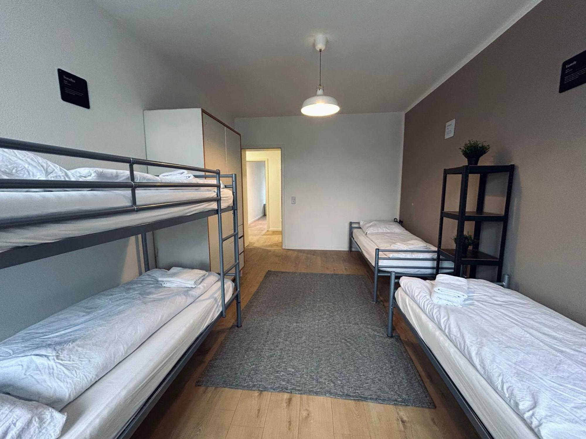 2 Schlafzimmer-balkon-kueche-parkplatz-designerbad Apartamento *