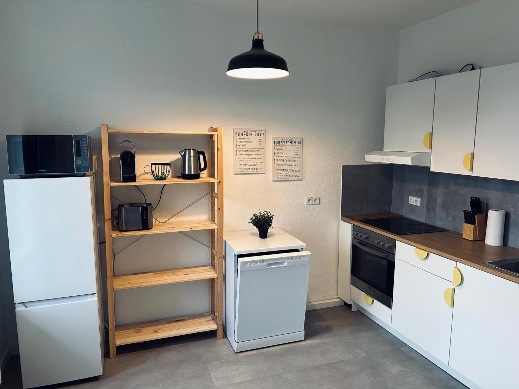 Apartamento 2 Schlafzimmer-balkon-kueche-parkplatz-designerbad *